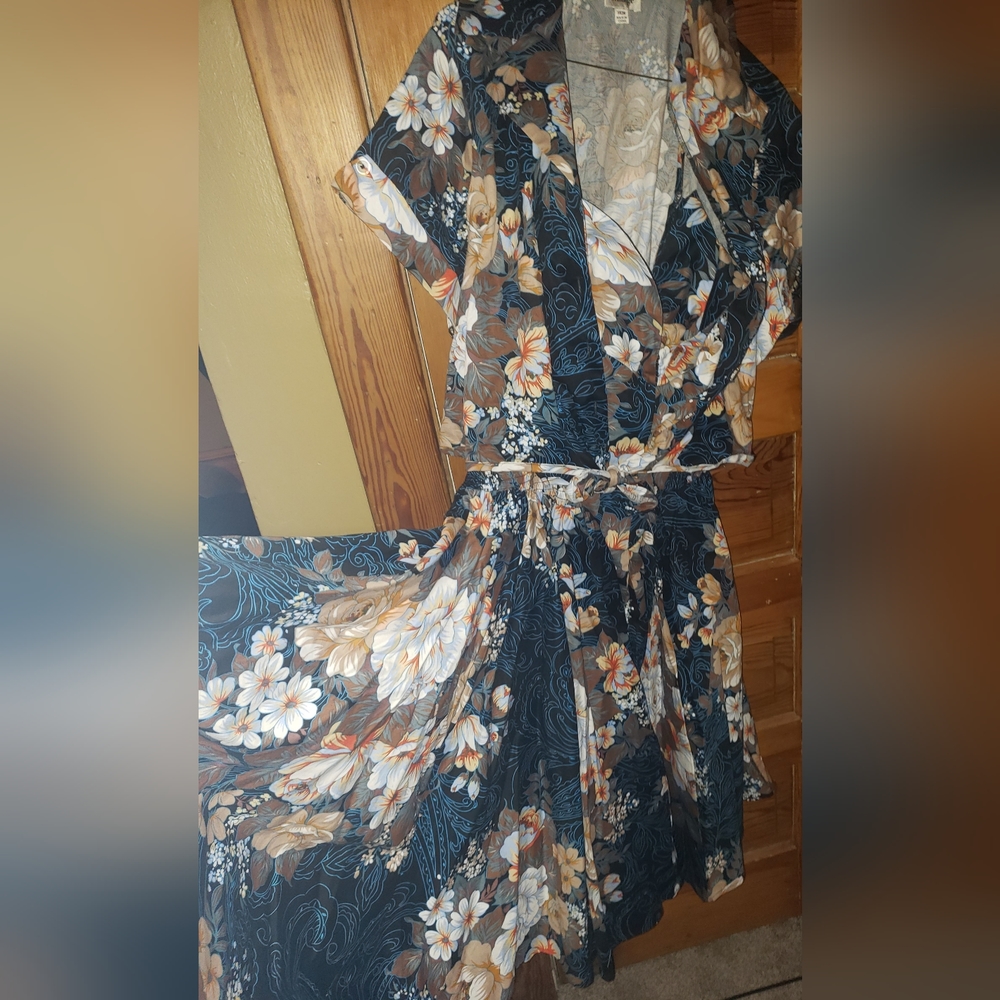 Floral 1950s dress and bolero shirt
